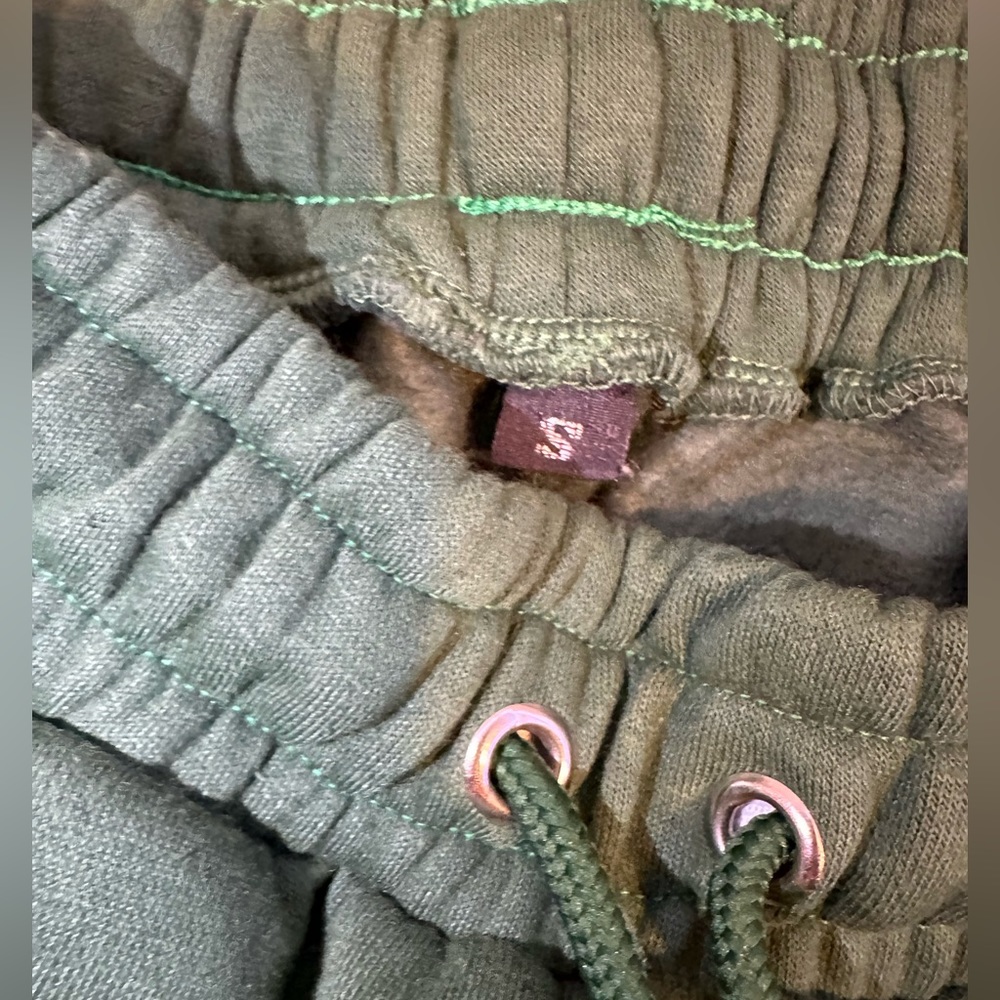 Sweatpants - Picture 2 of 3